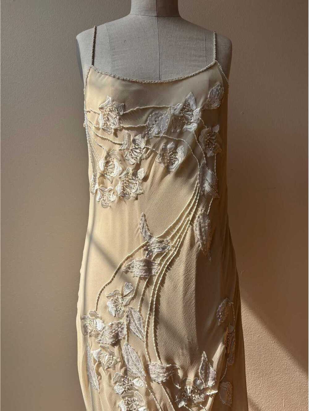 Vintage 1990s Sue Wong Ivory Embroidered Beaded Silk Chiffon Gown - Picture 6 of 9